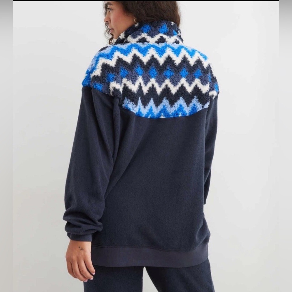 Aerie Sweatshirt Women’s Small Hometown Holiday Chevron Fleece Zip Pullover NWT - Picture 2 of 8
